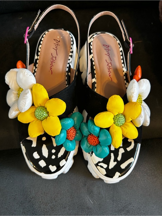 Betsey Johnson Shoes - Betsey Johnson Women’s Kinslee Platform Sandals Black Floral Sandals with Yellow
